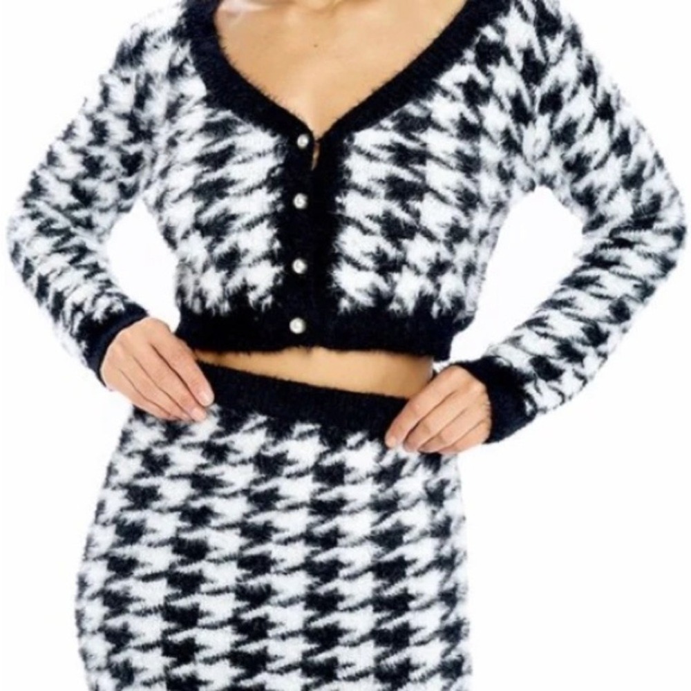 Fashion Nova Houndstooth Fuzzy Cardigan Crop Top Skirt Set Black White‎ S